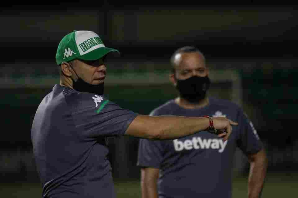 Pier: "Representamos a un club muy importante y tenemos que ir a por la victoria"