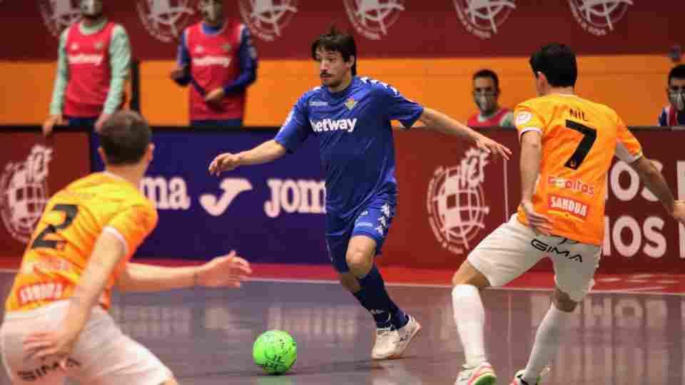 CRÓNICA | Competir como norma (0-0)
