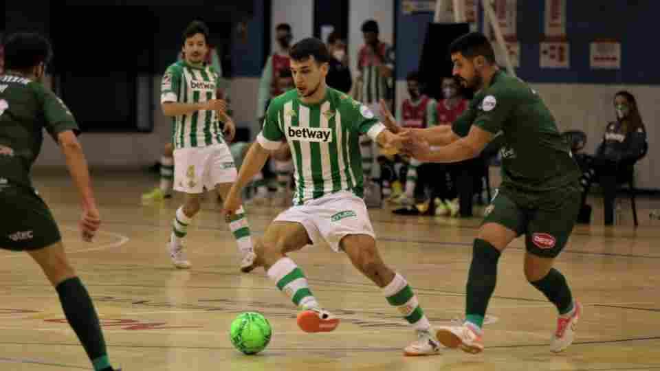 CRÓNICA | Un final cruel (1-2)