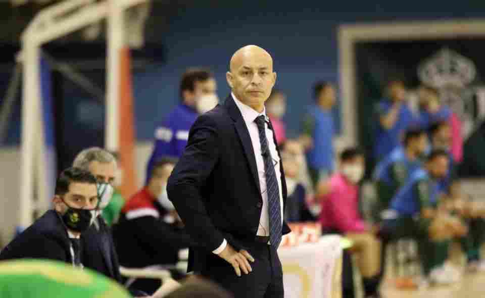 Juanito: "Nos ha salido bien el empate y mal la última jugada"