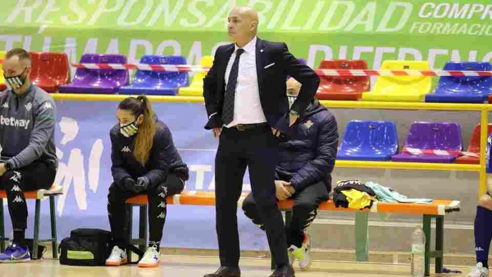 Juanito: "Es complicado cuando pierdes decir que el equipo ha hecho un buen partido, pero es la verdad"