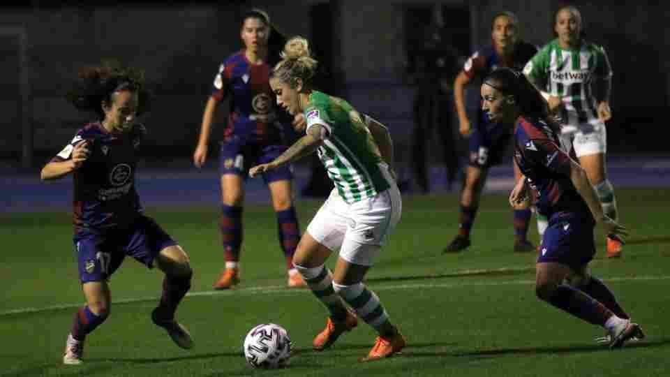 CRÓNICA | Derrota del Real Betis Féminas ante el Levante (0-2)