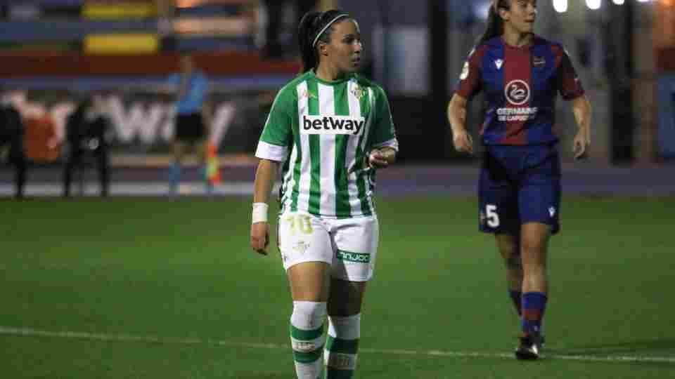 Mari Paz: "Confío en que cuando saquemos la primera victoria vayamos para arriba"