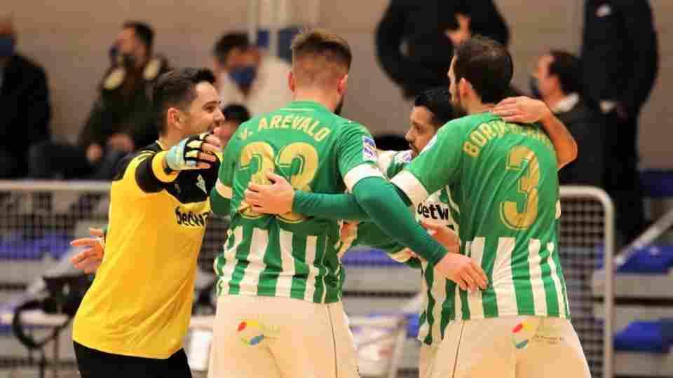 CRÓNICA | Otra vez en la buena senda (2-4)