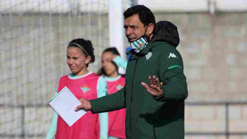 Rafa Ríos: "Si somos capaces de igualar en intensidad al Sevilla, tenemos talento suficiente para ganar el partido"