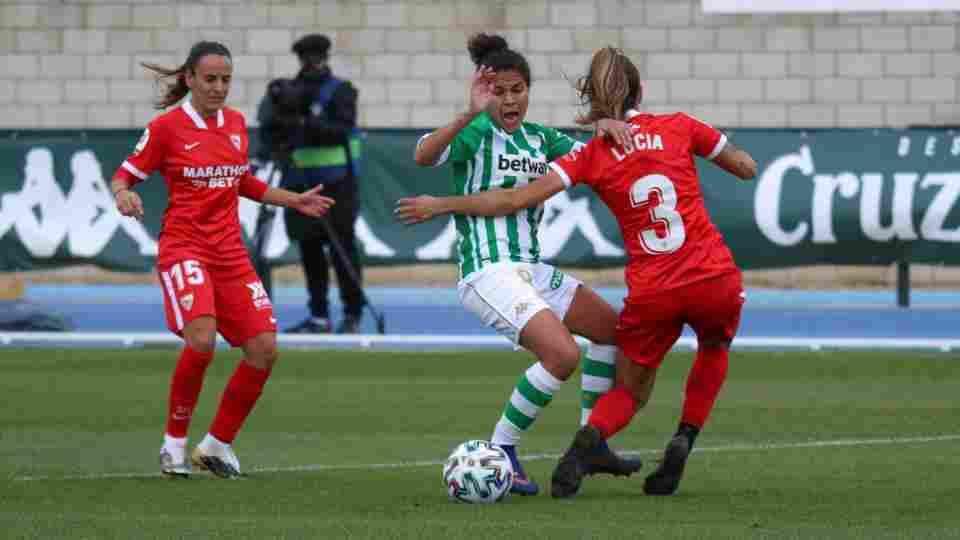 CRÓNICA | Derrota en el derbi femenino (0-2)