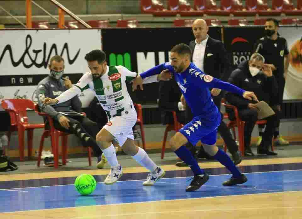 CRÓNICA | Victoria verdiblanca en un derbi de locos (4-6)