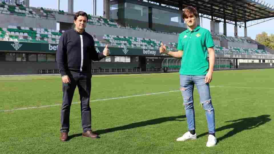 Isra Cano, nuevo jugador del Betis Deportivo