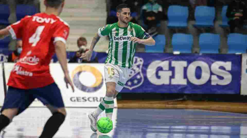 Rubén Cornejo: "Este equipo tiene orgullo y hemos conseguido un punto que merecemos"