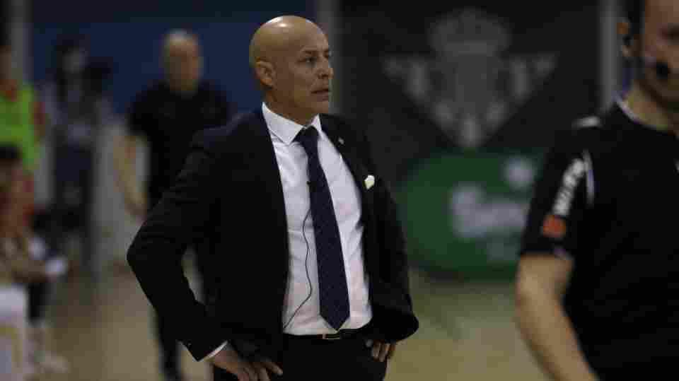 Juanito: "Hemos sabido sufrir y ahí se ha visto la madurez del equipo"