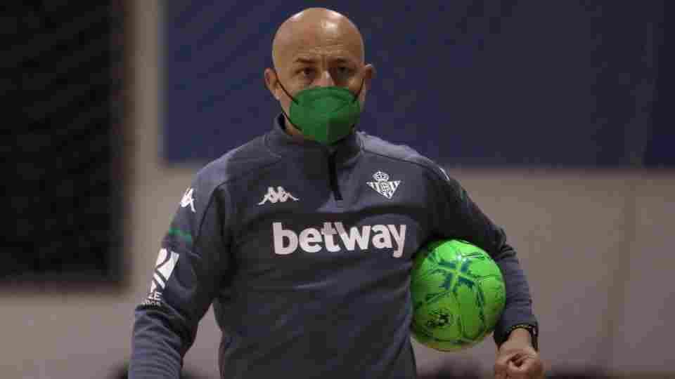 Juanito: "El Betis tiene que creerse que puede ganar a cualquiera"