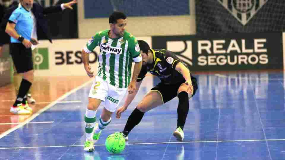 PREVIA | Un derbi con mucho en juego