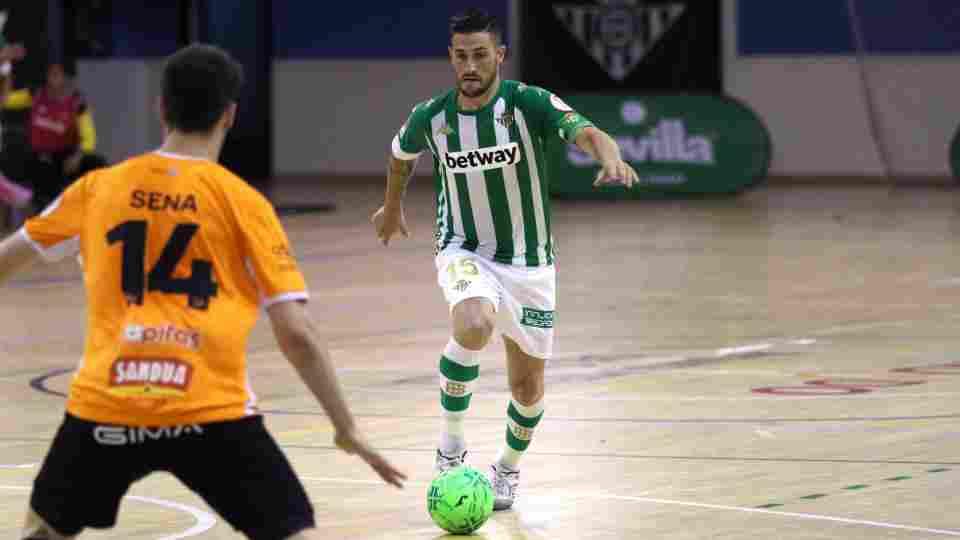 Rubén Cornejo: "Lo hemos intentado todo en la segunda parte"