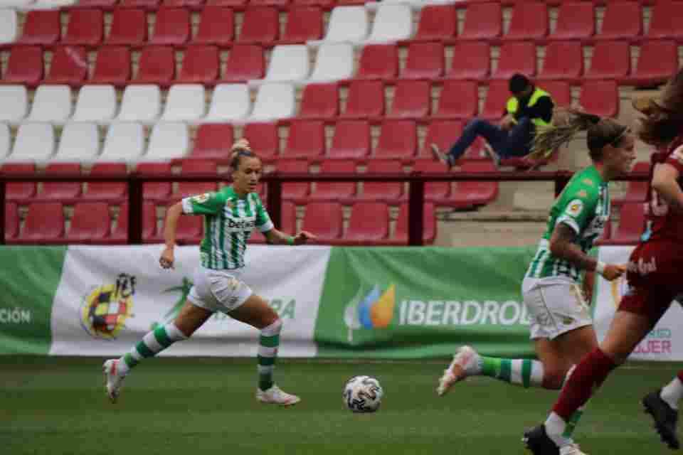 Ángela Sosa: "El equipo ha dejado claro que sabe sufrir y apretar dientes"