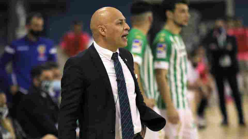 Juanito: "El equipo se merecía esta victoria