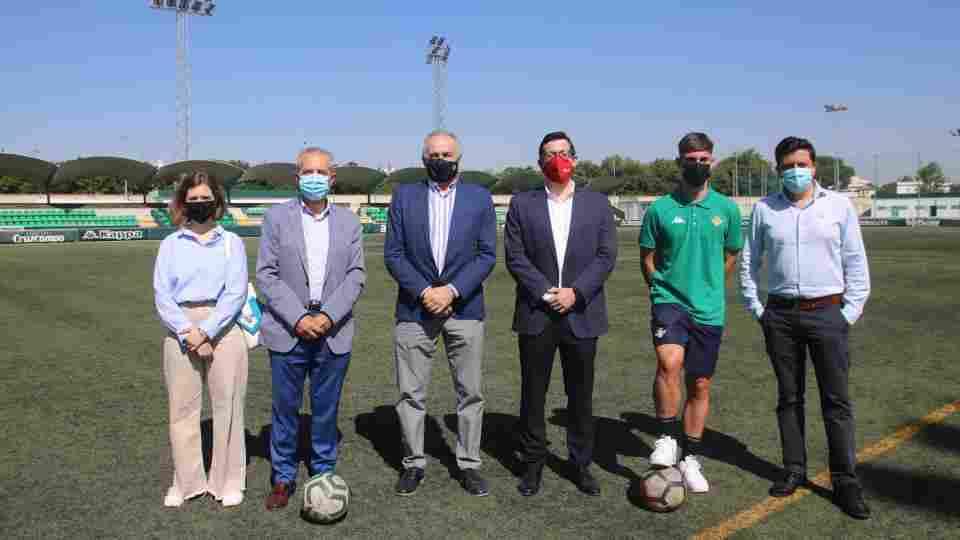 La Fundación Real Betis y la Fundación Doña María apuestan por el empleo dentro del proyecto Sevilla Integra