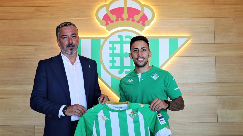 Vilches: "Procuramos traer jugadores que hagan crecer al equipo y a la sección"