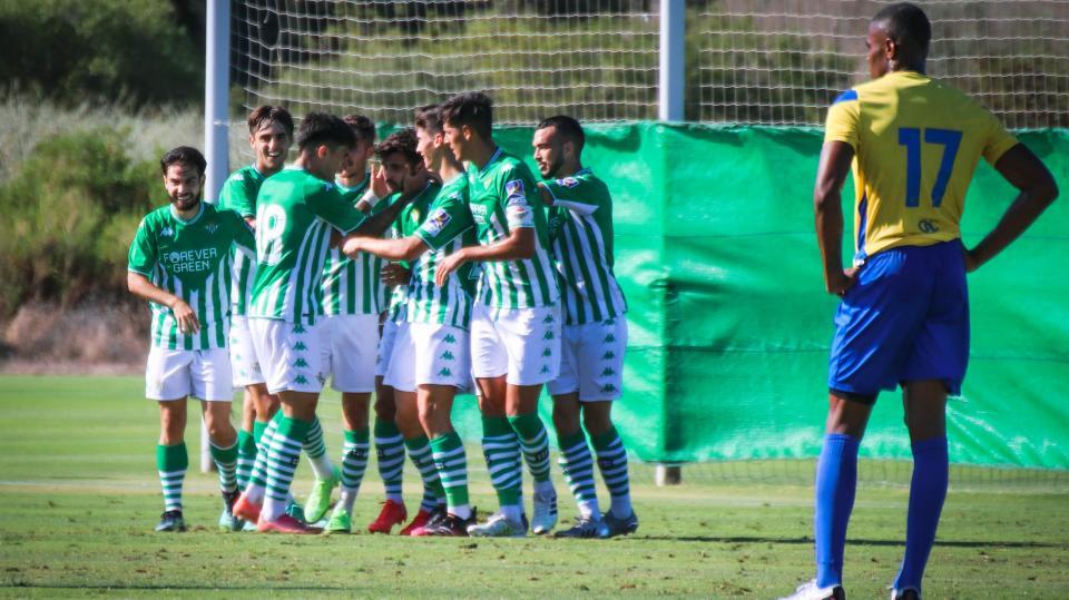 CRÓNICA | El Betis Deportivo se impone al Cádiz B en el segundo test veraniego (2-1)