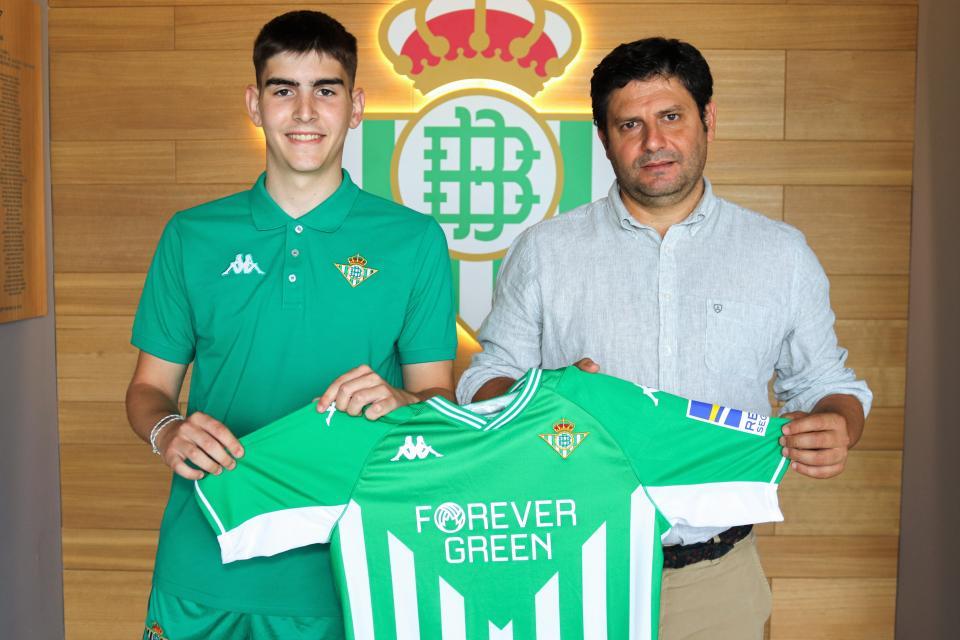 Jorge Quelle, sexto refuerzo del filial del Real Betis Futsal