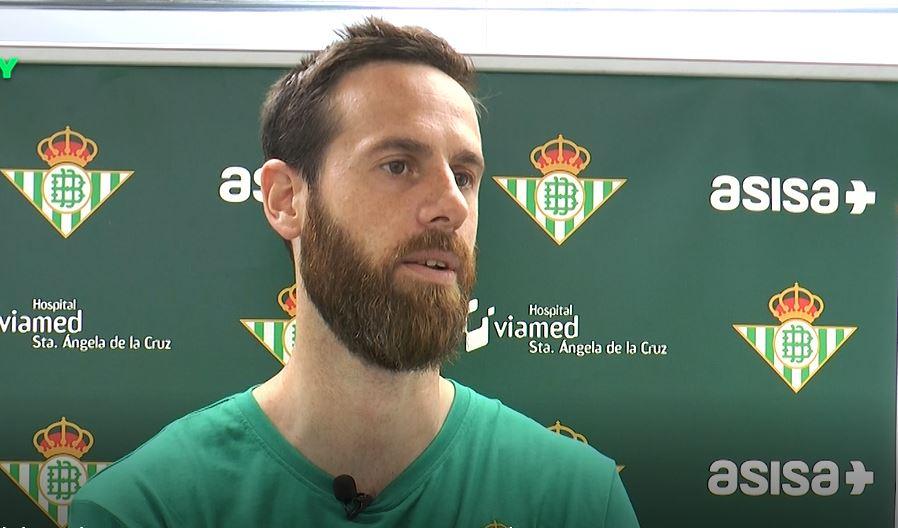 Almazán: "Tenemos que intentar se un bloque sólido lo antes posible"