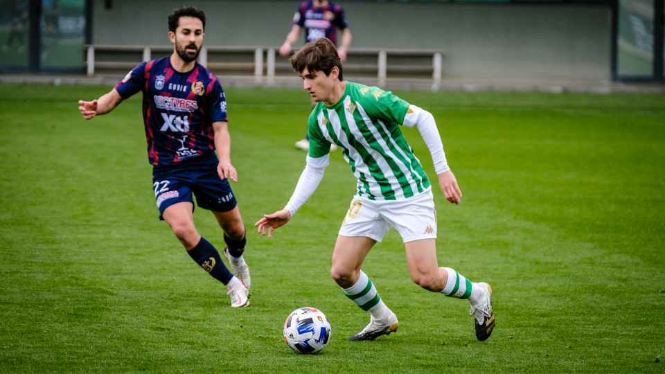 Isra Cano se marcha cedido al CF Villanovense