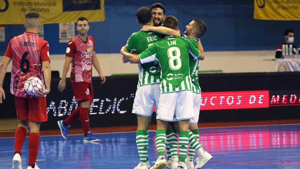 CRÓNICA | Un valioso punto y un partidazo para arrancar (4-4)