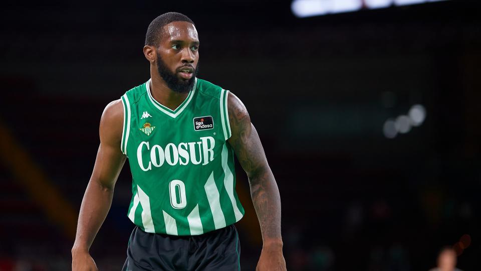 Acuerdo para la desvinculación de Khadeen Carrington