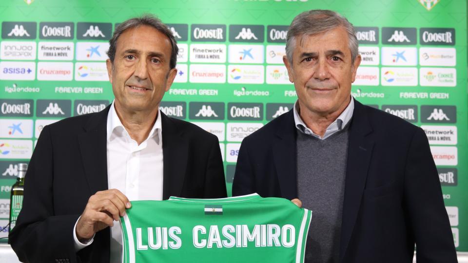 Presentación de Luis Casimiro como nuevo entrenador del Coosur Real Betis