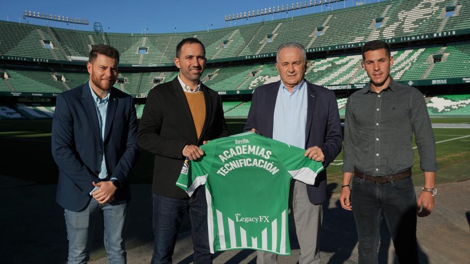  Betis Academy firma un convenio de colaboración para la creación de nuevas Academias de tecnificación por la provincia sevillana