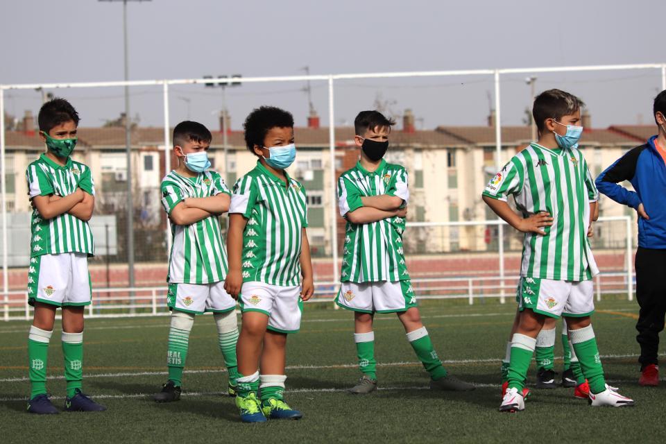  La Fundación Real Betis Balompié, coordinadora del proyecto SIDFOOT, un programa europeo que promueve la actividad física y la inclusión social en barrios con menos recursos