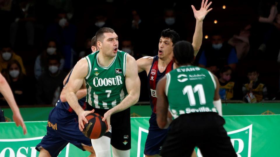 PREVIA | Un Coliseum, dos equipos y una batalla con mucho en juego