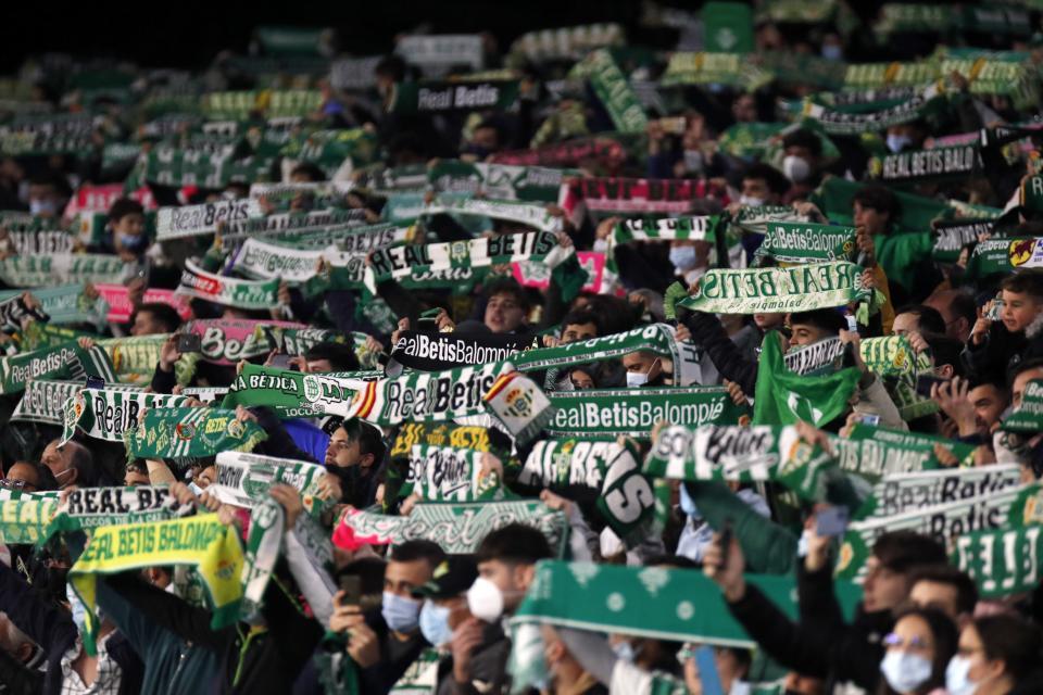Más de 2.000 abonados de la tribuna baja de Gol Sur ya han grabado su huella