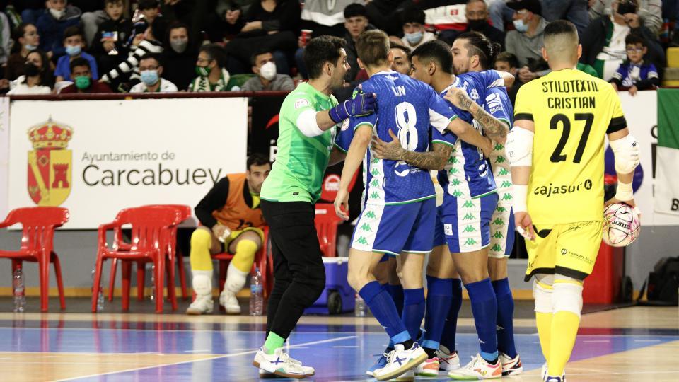 CRÓNICA | Reparto de puntos en un derbi que pudo ganar cualquiera (2-2)