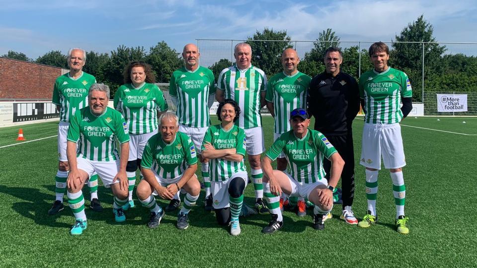 El Real Betis Walking Football se estrena en la liga europea invicto y en el quinto puesto