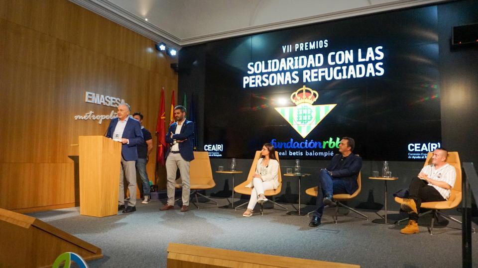 La Fundación Real Betis Balompié, reconocida por su compromiso con las personas refugiadas