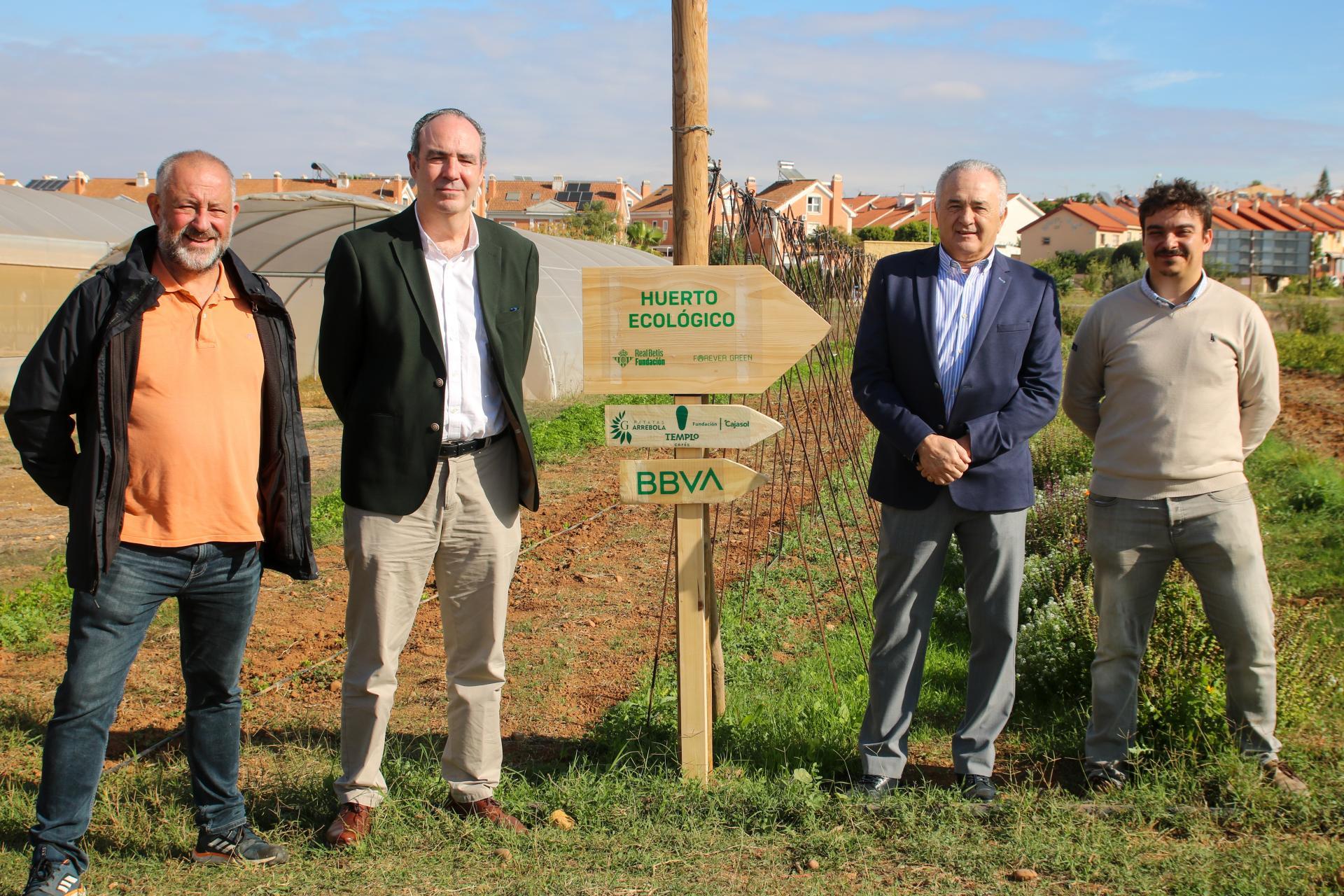 La Fundación Real Betis y el Comisionado del Polígono Sur realizarán talleres para colectivos del barrio en el Ecohuerto Betis 