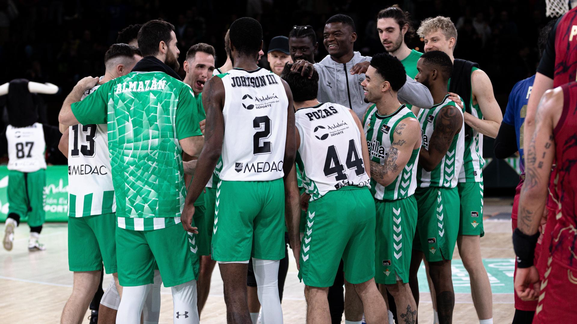 CRÓNICA | Una victoria coral para tumbar al UCAM Murcia (84-71)