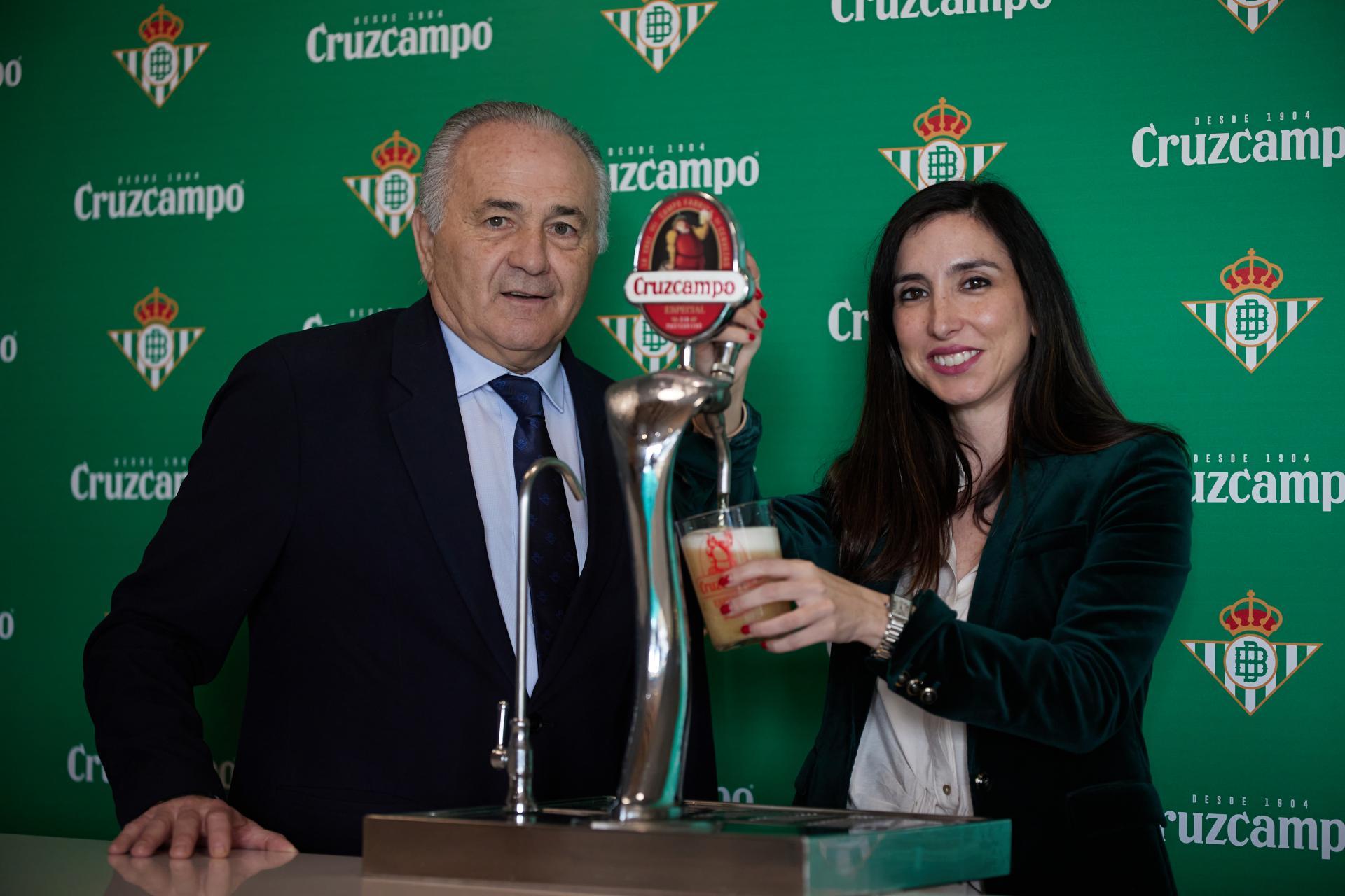 El Real Betis y Cruzcampo renuevan su relación hasta 2025