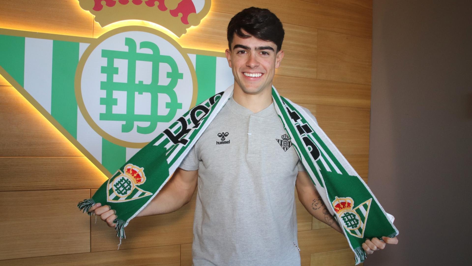 Pablo Otero: "Estoy muy contento de que el club confíe en mí"