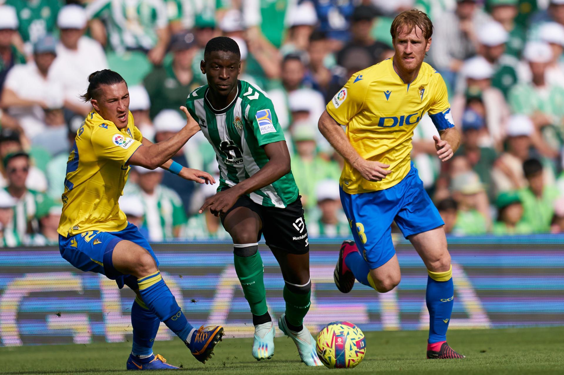 CRÓNICA | Derrota ante el Cádiz CF (0-2)