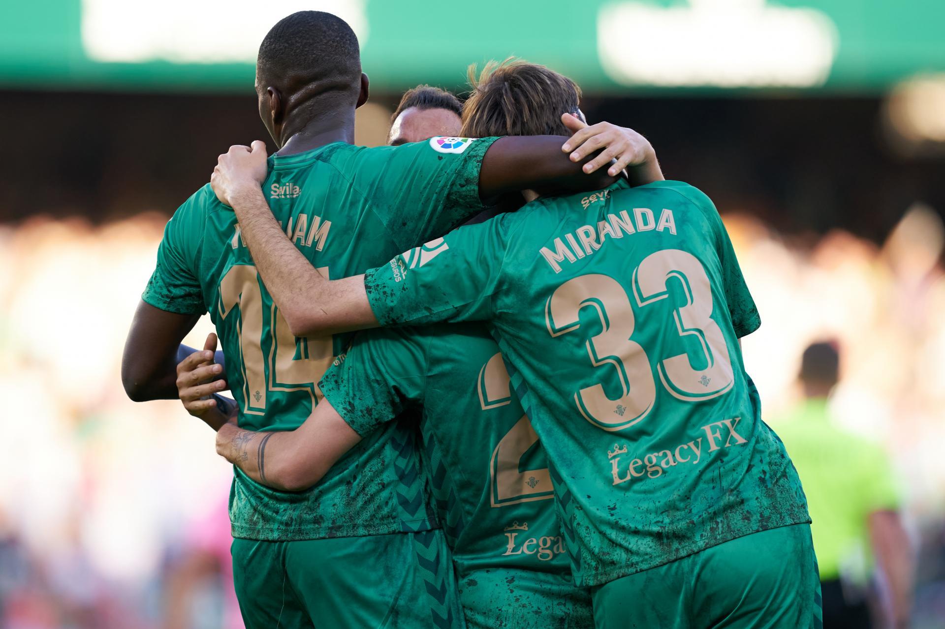 CRÓNICA | Gran victoria en el Villamarín (3-1)