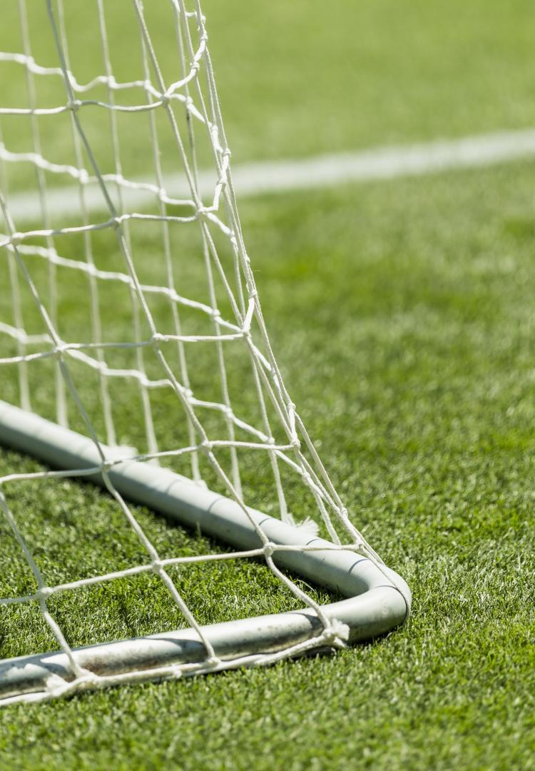 Finetwork y el Real Betis rescatan redes de pesca gallegas para convertirlas en porterías