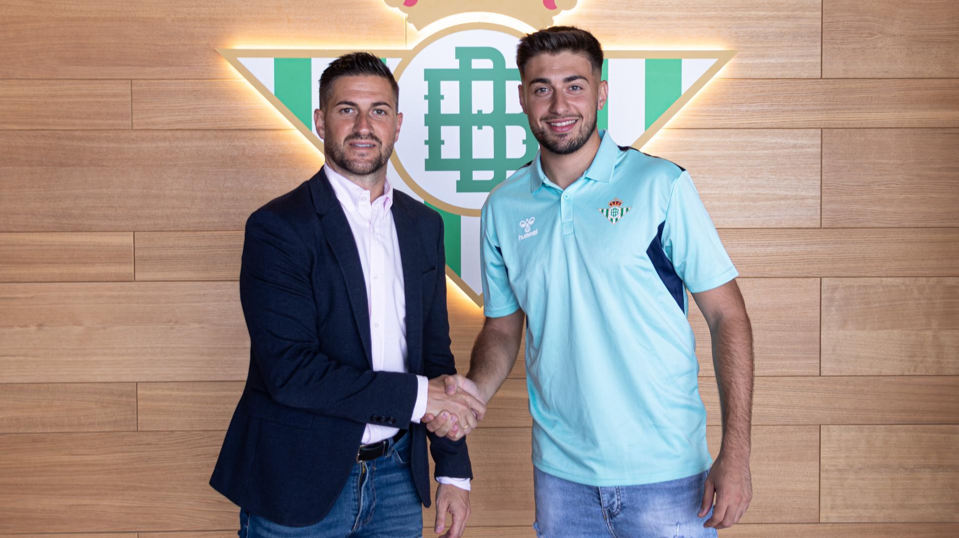 El Real Betis Futsal y Córdoba Patrimonio acuerdan la cesión de Álex Bernal por una temporada