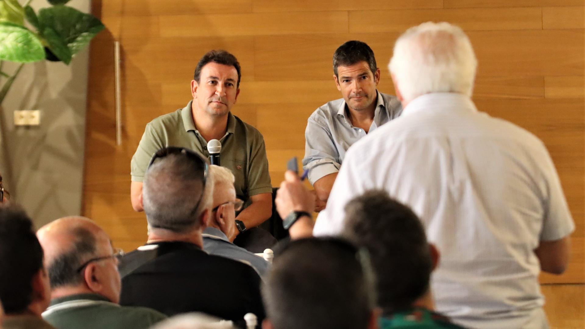 El Real Betis convocó a sus peñas accionistas a una reunión informativa sobre la ampliación de capital