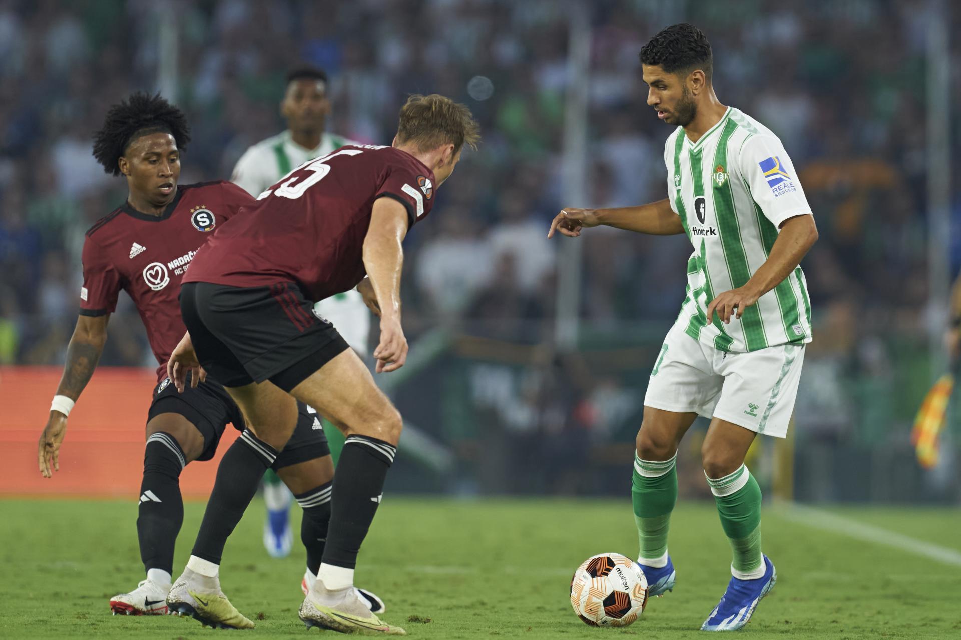 CRÓNICA | Remontada para conseguir los tres puntos (2-1)