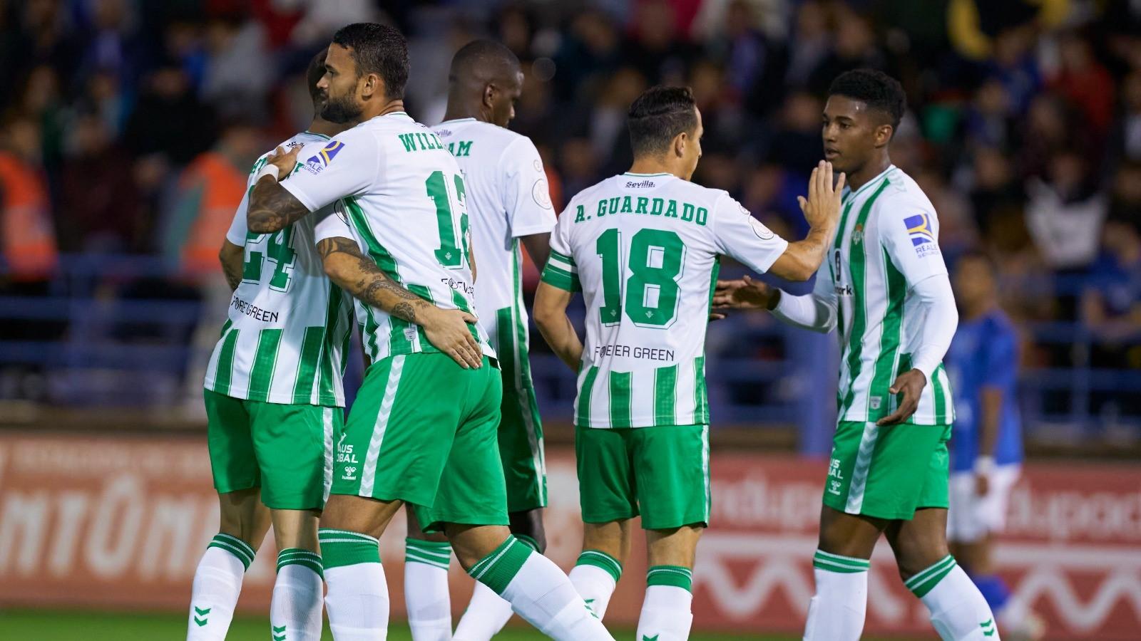 CRÓNICA | El Real Betis supera al Hernán Cortés en su estreno copero (1-12)