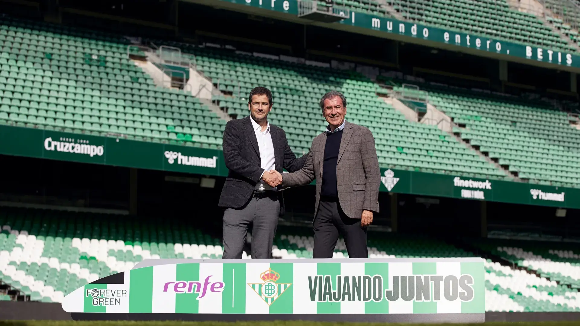 Renfe renueva su acuerdo como proveedor oficial del Real Betis Balompié