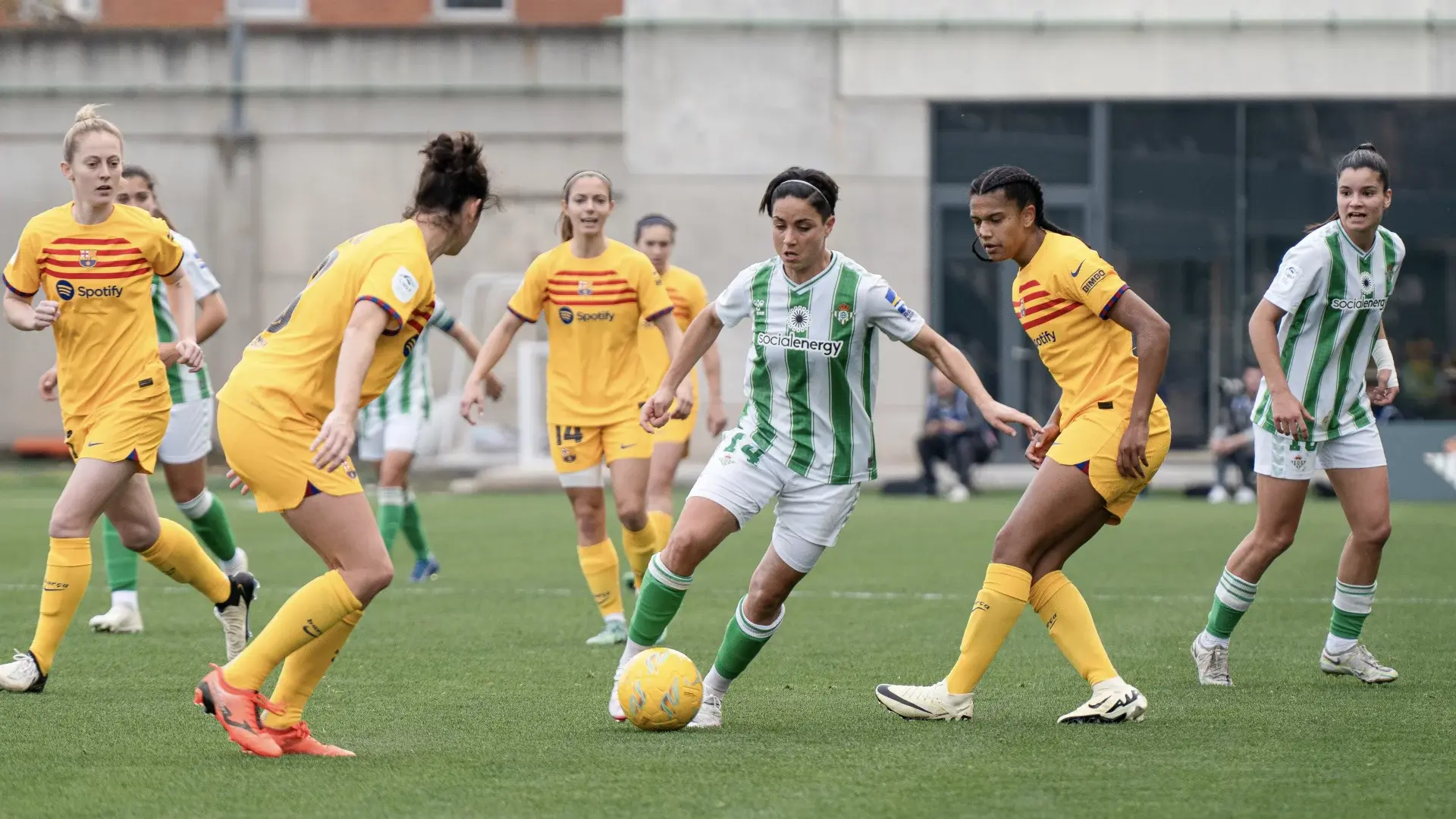 CRÓNICA | El Real Betis Féminas cae ante el FC Barcelona (0-6)