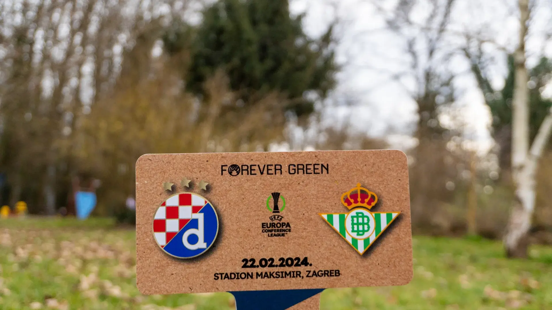 El Real Betis Balompié difunde los valores de Forever Green en Zagreb