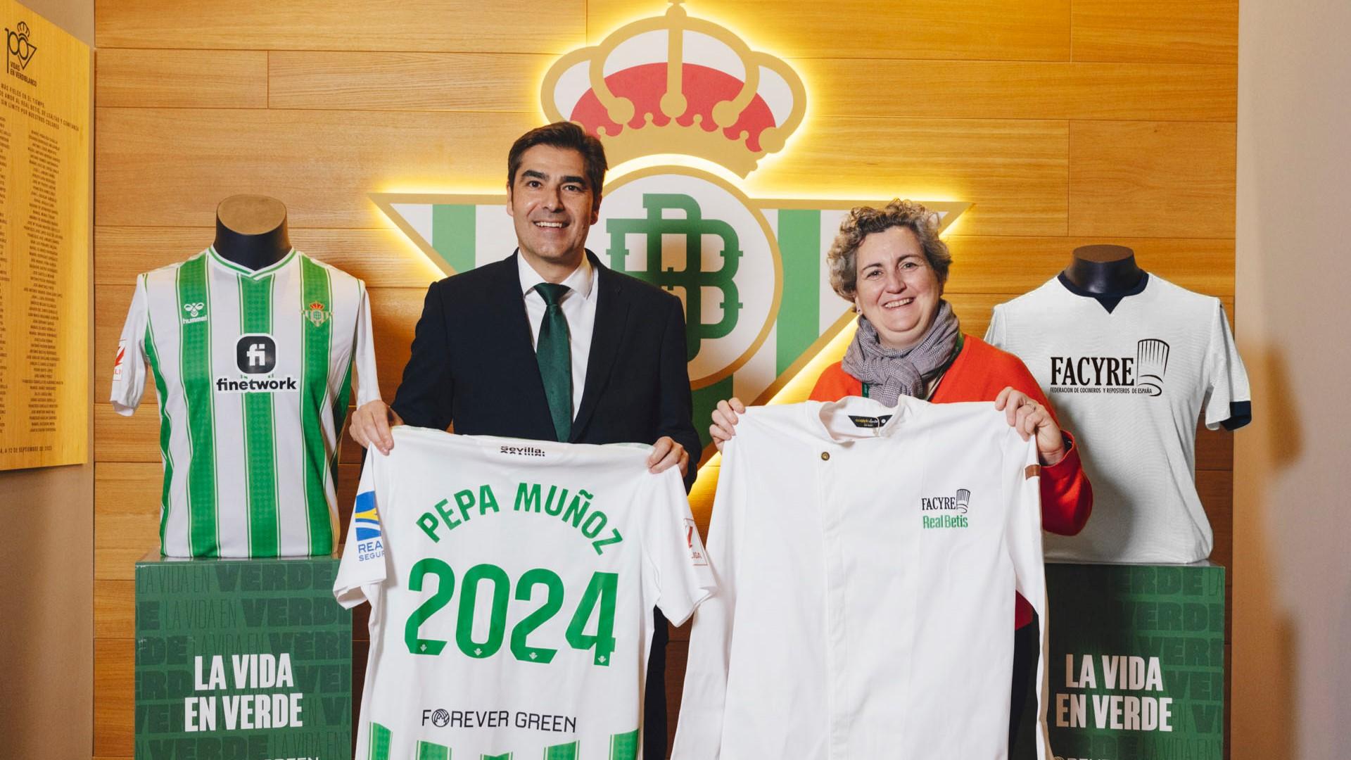 El Real Betis se alía con FACYRE para impulsar la gastronomía española